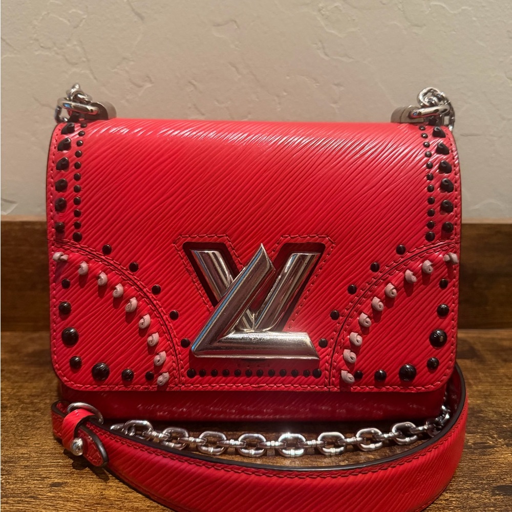 ❤️RARE❤️ Louis Vuitton PM Red Epi twist bag